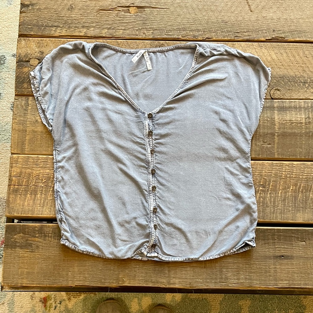 Mudd Junior’s Small Blue Top, short-sleeved, light blue denim color